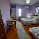 Gasthuis Guesthouse Ndroq Ndroq