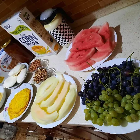 Guesthouse Ndroq Pensión *