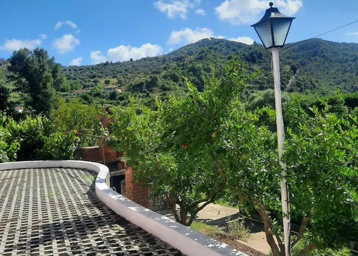 Guesthouse Ndroq Pensión Ndroq