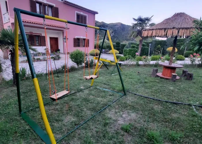 Pensión Guesthouse Ndroq *