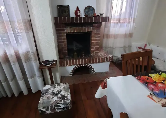 Guesthouse Ndroq Pensión Ndroq