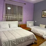 Pensión Guesthouse Ndroq