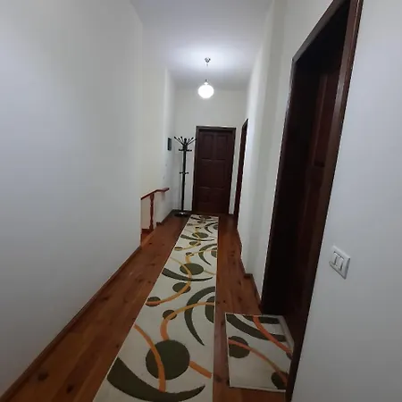 Guesthouse Aliu Ndroq *