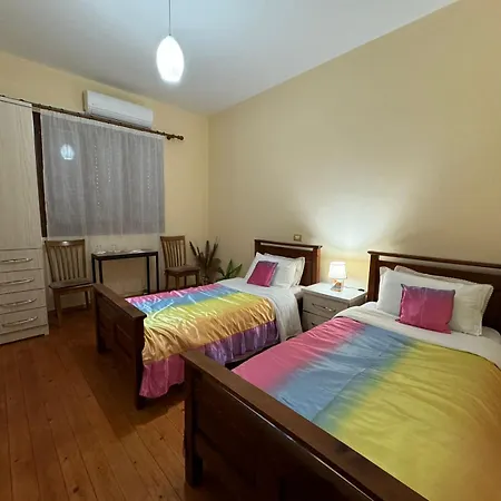 Guesthouse Aliu Ndroq Pensión