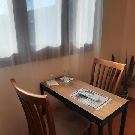 Pensión Guesthouse Aliu Ndroq *