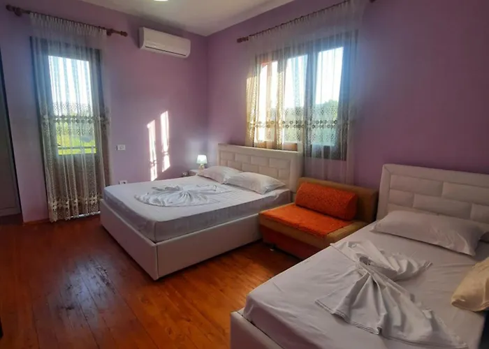 招待所 Guesthouse Ndroq *